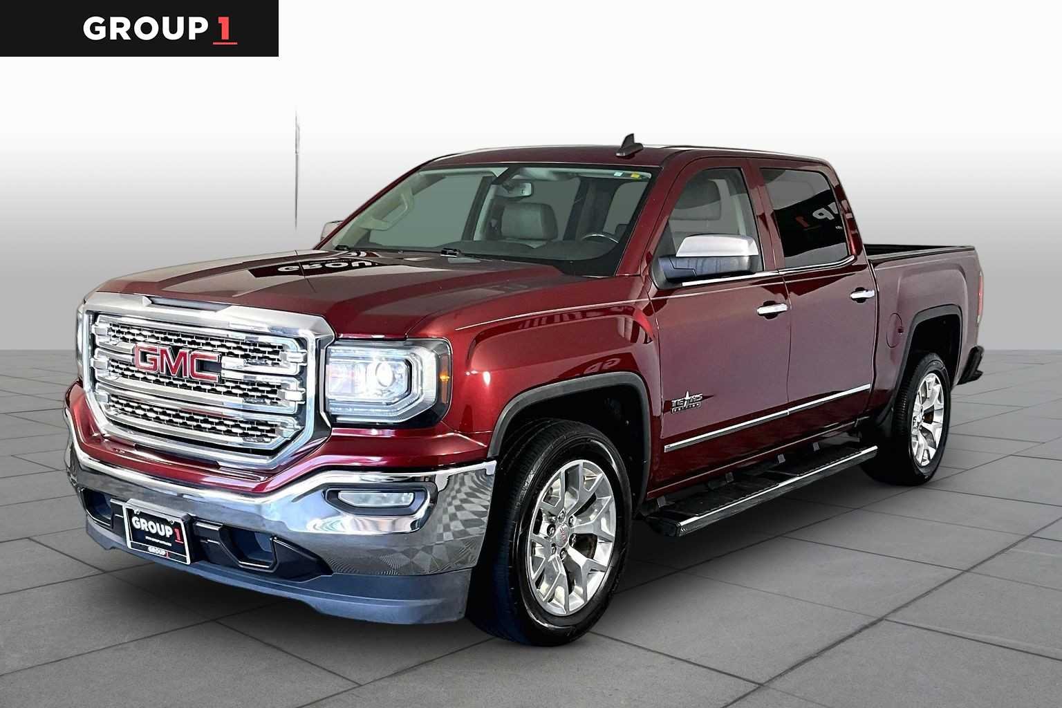 Used 2017 CRIMSON RED TINTCOAT GMC SLT image 1