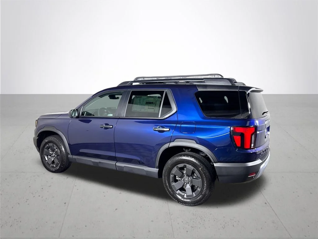 New 2026 Obsidian Blue Pearl Honda RTL image 8