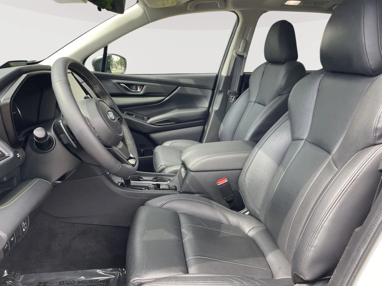 Certified Used 2025 Crystal White Pearl Subaru Onyx Edition Touring image 18