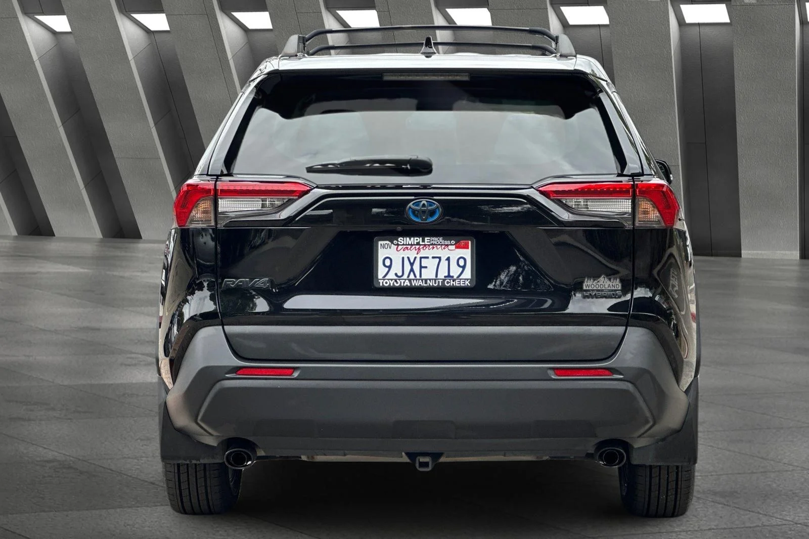 2024 Toyota RAV4 Woodland Edition - Photo 12