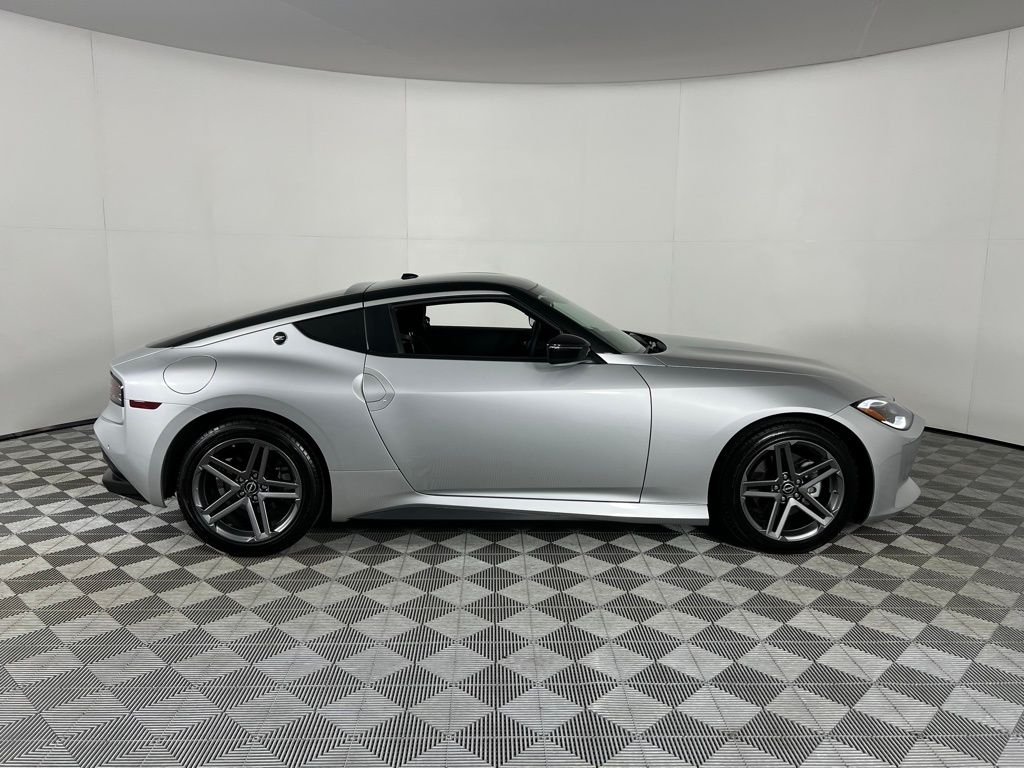 2025 Nissan Z Sport photo 3