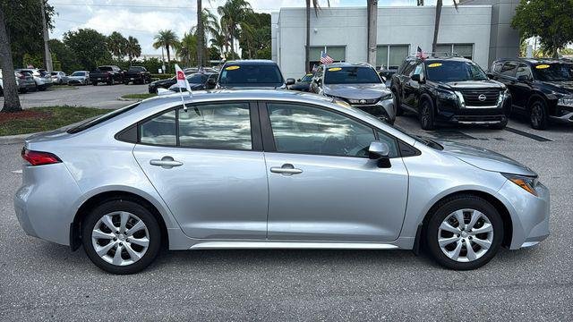 Certified Used 2025 Classic Silver Toyota LE image 36