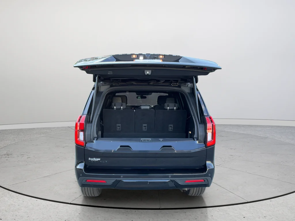 Used 2025 Black Ford Platinum image 45