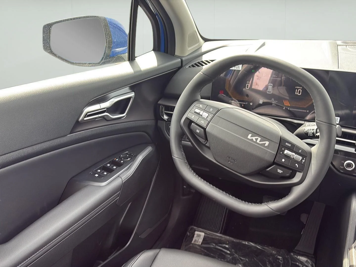 2026 Kia Sportage EX - Photo 12