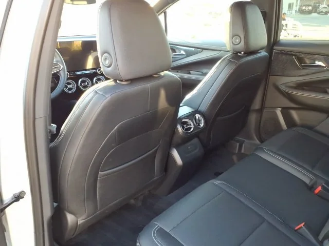 Used 2024 Iridescent Pearl Tricoat Chevrolet LT image 13