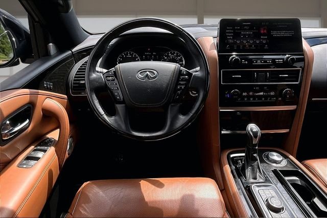 Used 2024 Black INFINITI Sensory image 5
