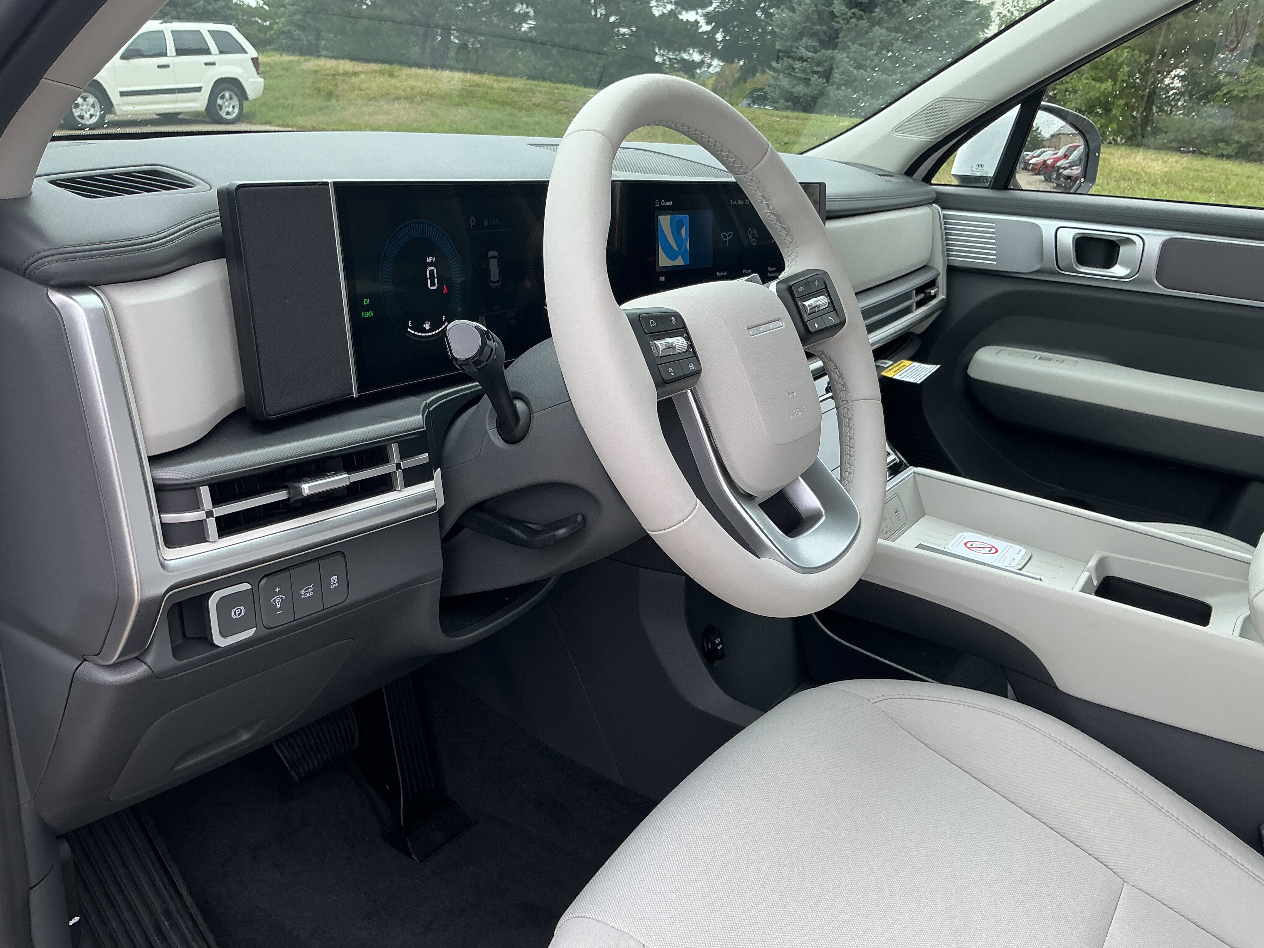 New 2026 Serenity White Hyundai SE image 6