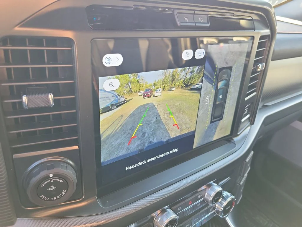 New 2025 Shelter Green Ford Raptor® image 18