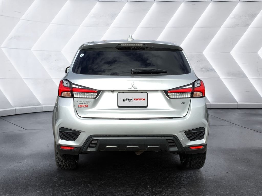 Used 2020 Silver Mitsubishi 2.0 SE image 5
