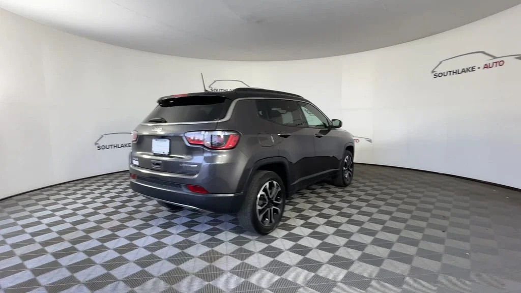 Used 2023 Gray Jeep Limited image 11