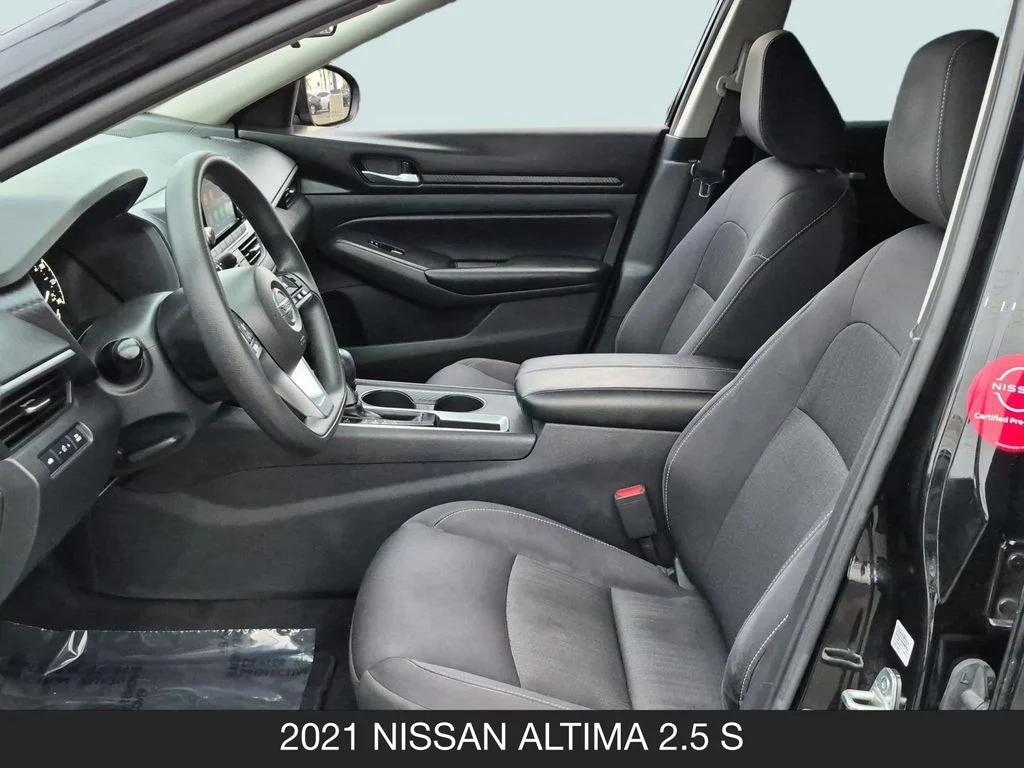 Used 2021 Black Nissan 2.5 S image 14