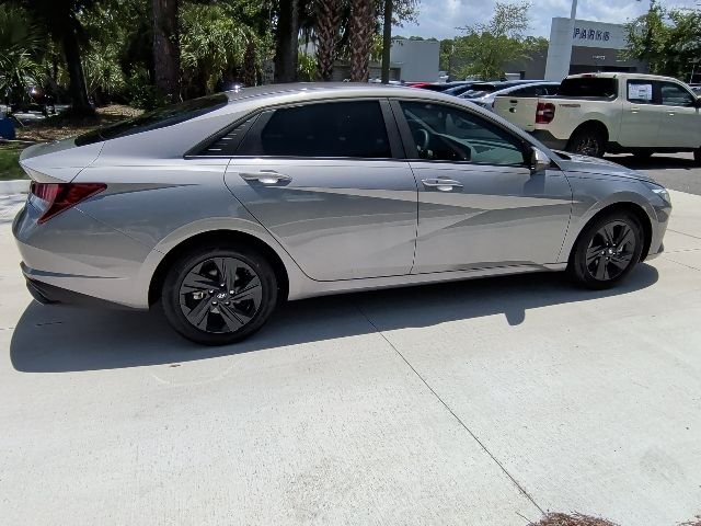 Certified Used 2023 Silver Hyundai SEL image 5