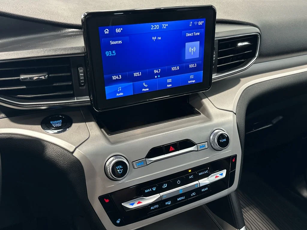 Used 2023 Blue Ford XLT image 31