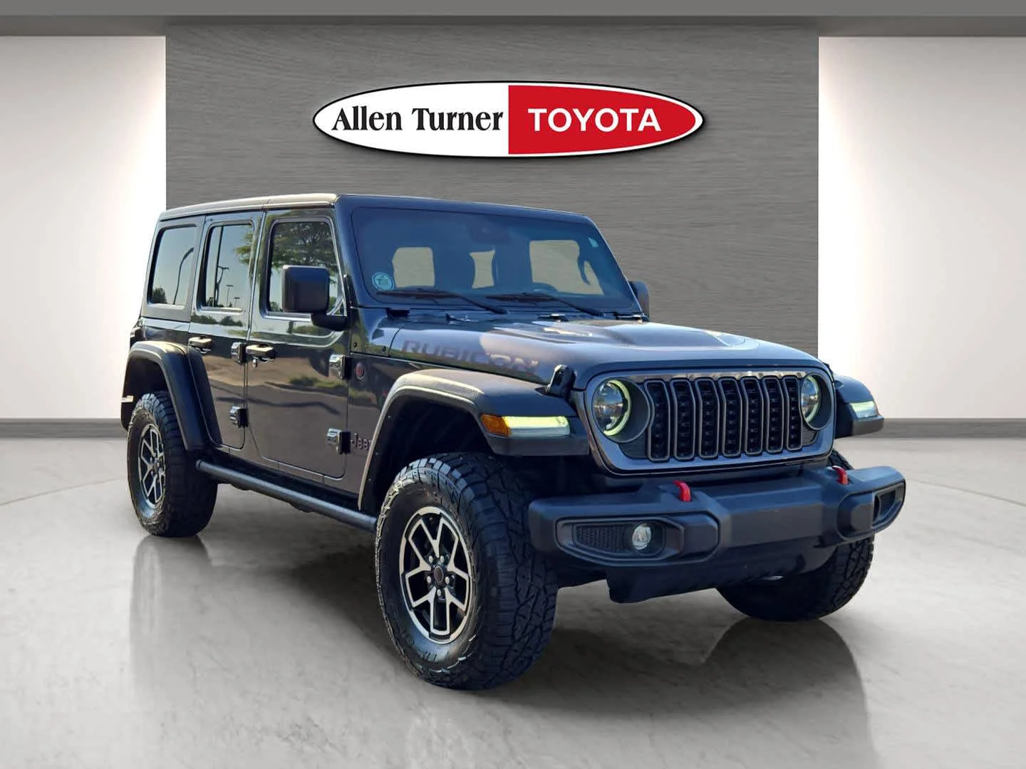 2024 Jeep Wrangler Rubicon's photo