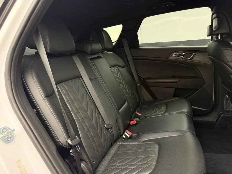 Used 2023 White Kia X-Line Sport Utility 4D image 26
