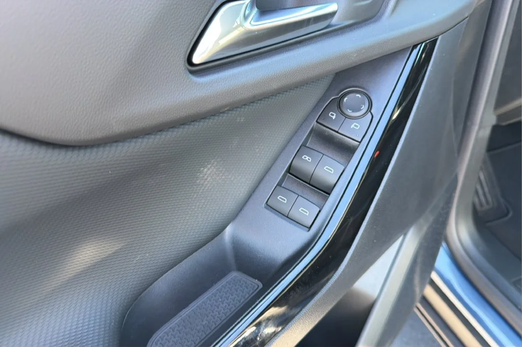 New 2027 Lakeshore Blue Metallic Chevrolet LT image 16