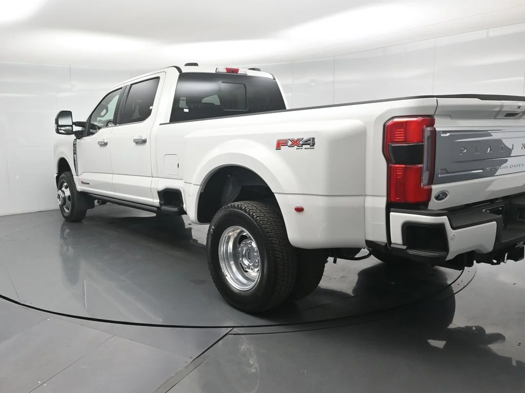 New 2026 White Ford Platinum image 26
