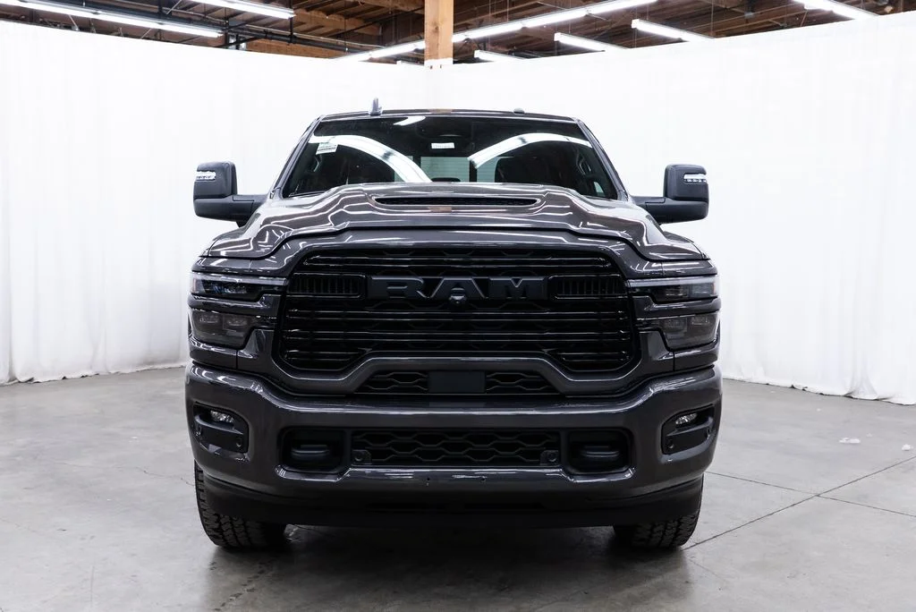 New 2026 Granite Crystal Metallic Clear-Coat Exterior Paint RAM Laramie image 2