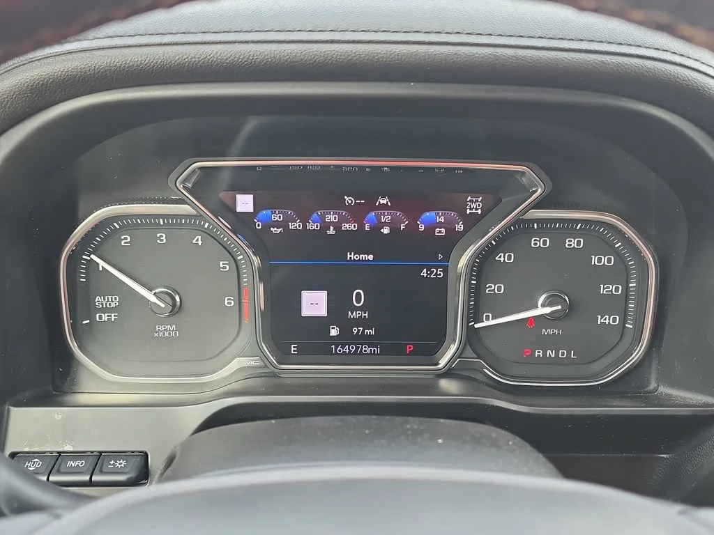 Used 2020 ONYX BLACK GMC AT4 image 21