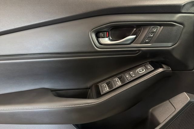 New 2026 Urban Gray Pearl Honda Touring image 9