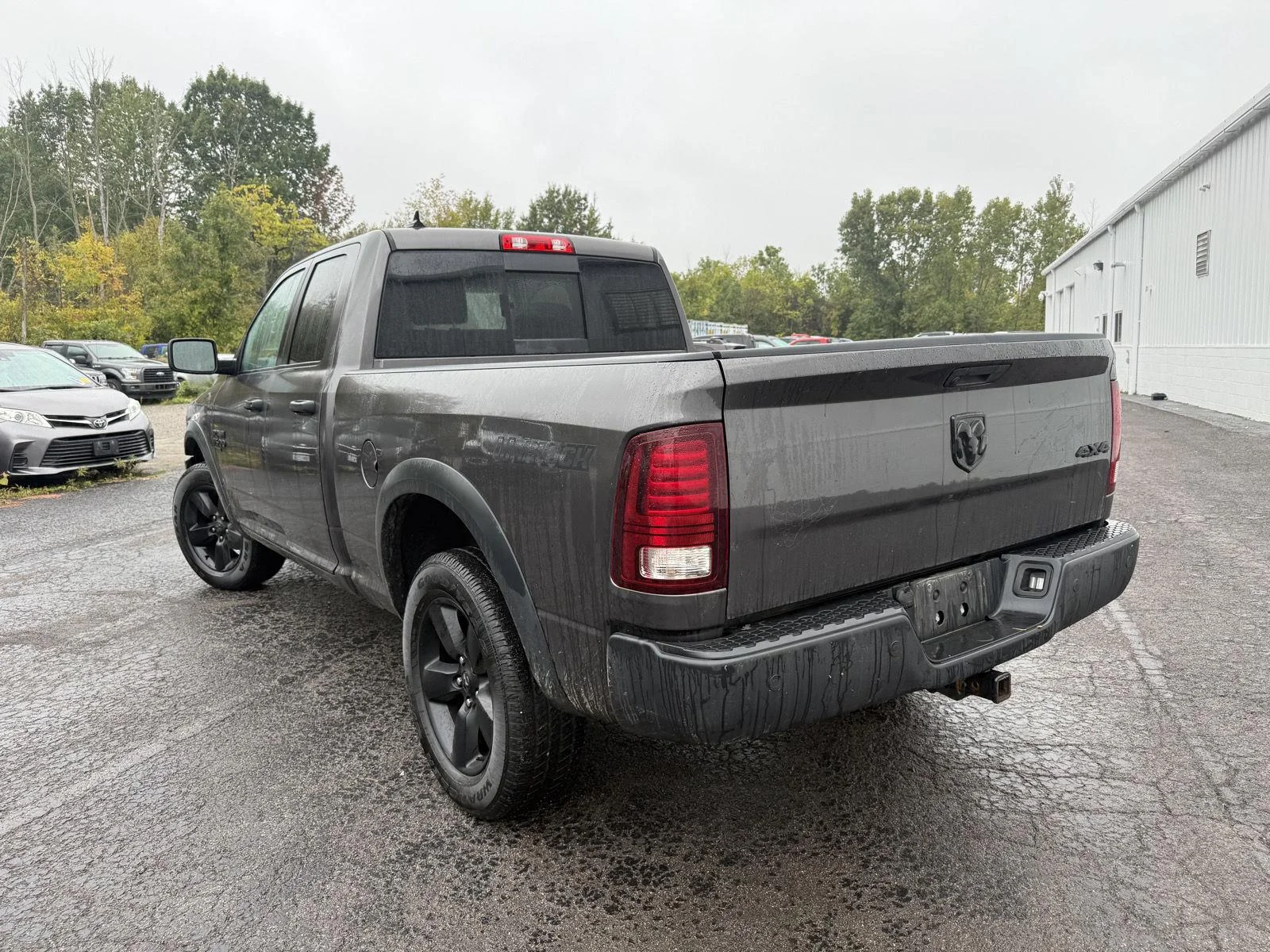 Used 2020 Granite Crystal Metallic Clearcoat Ram Warlock image 9