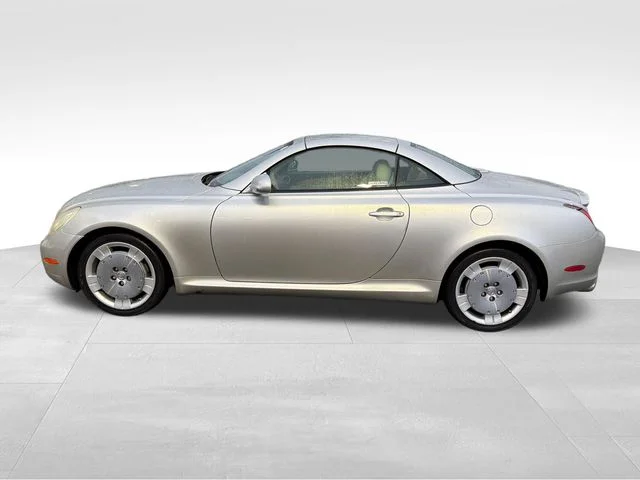 Used 2005  Lexus 430 image 4