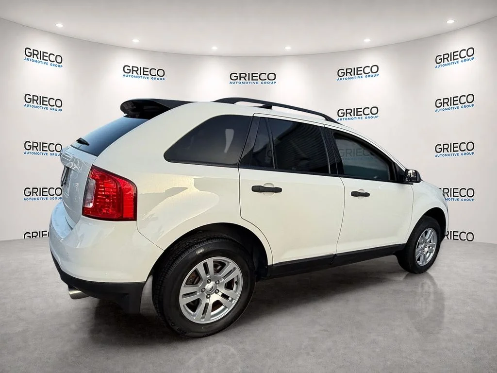 Used 2011 White Suede Ford SE image 7