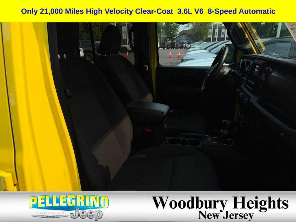 Certified Used 2022 Yellow Jeep Unlimited High Tide image 27