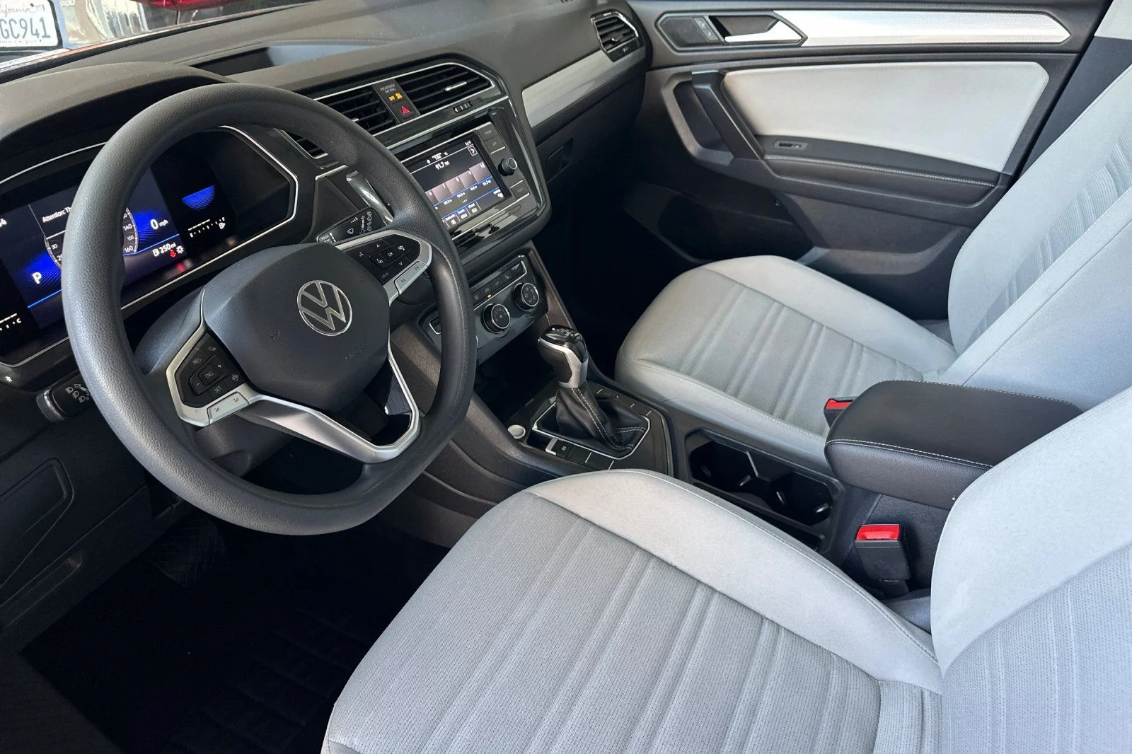 Used 2022 Black Volkswagen 2.0T S image 10