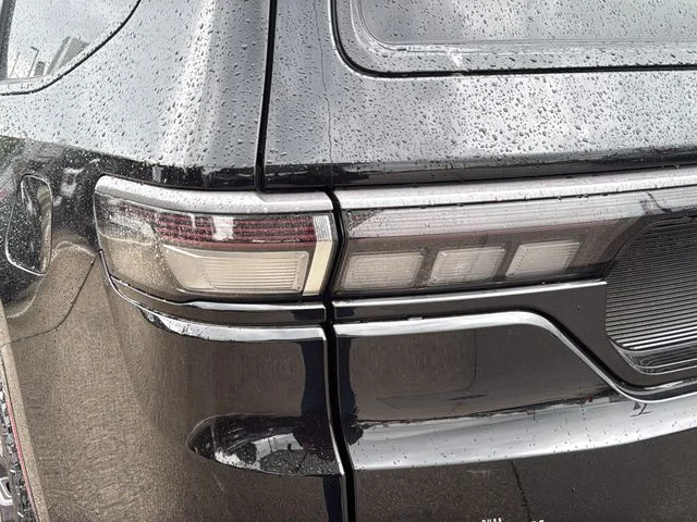 New 2026 High Gloss Black Exterior Paint Jeep Upland image 13