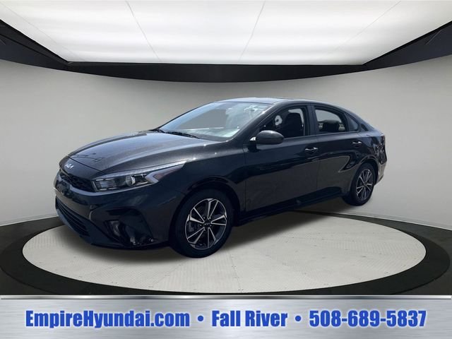 2023 Kia Forte LXS AT's photo