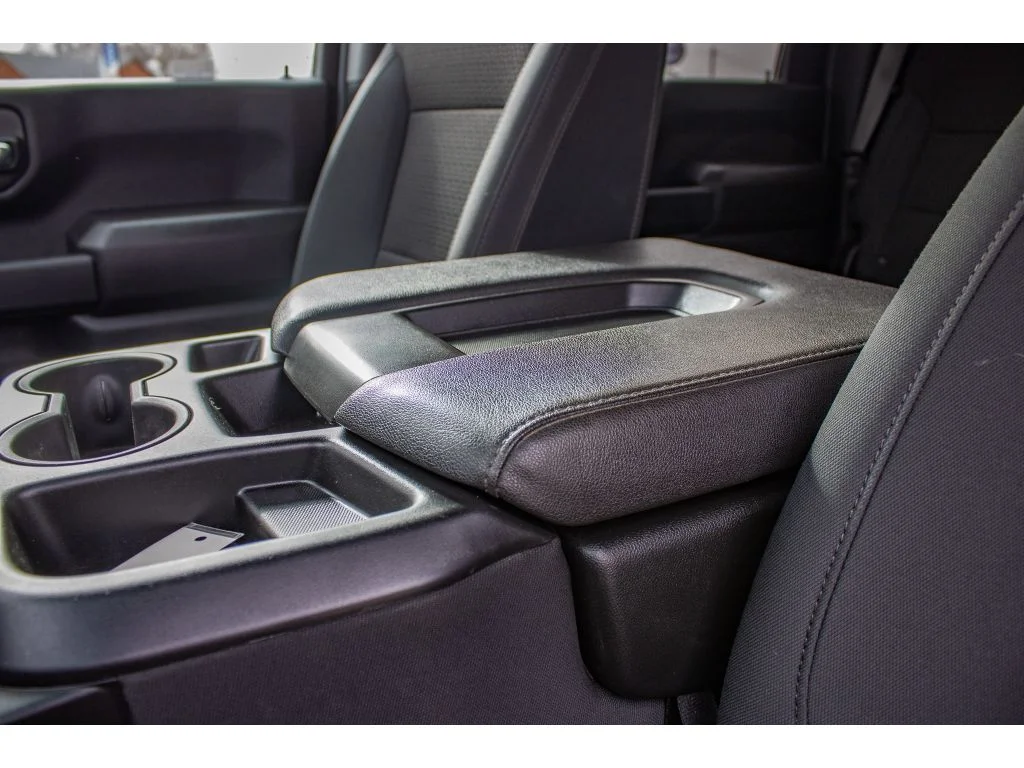 2025 GMC Sierra 3500HD Pro - Photo 15