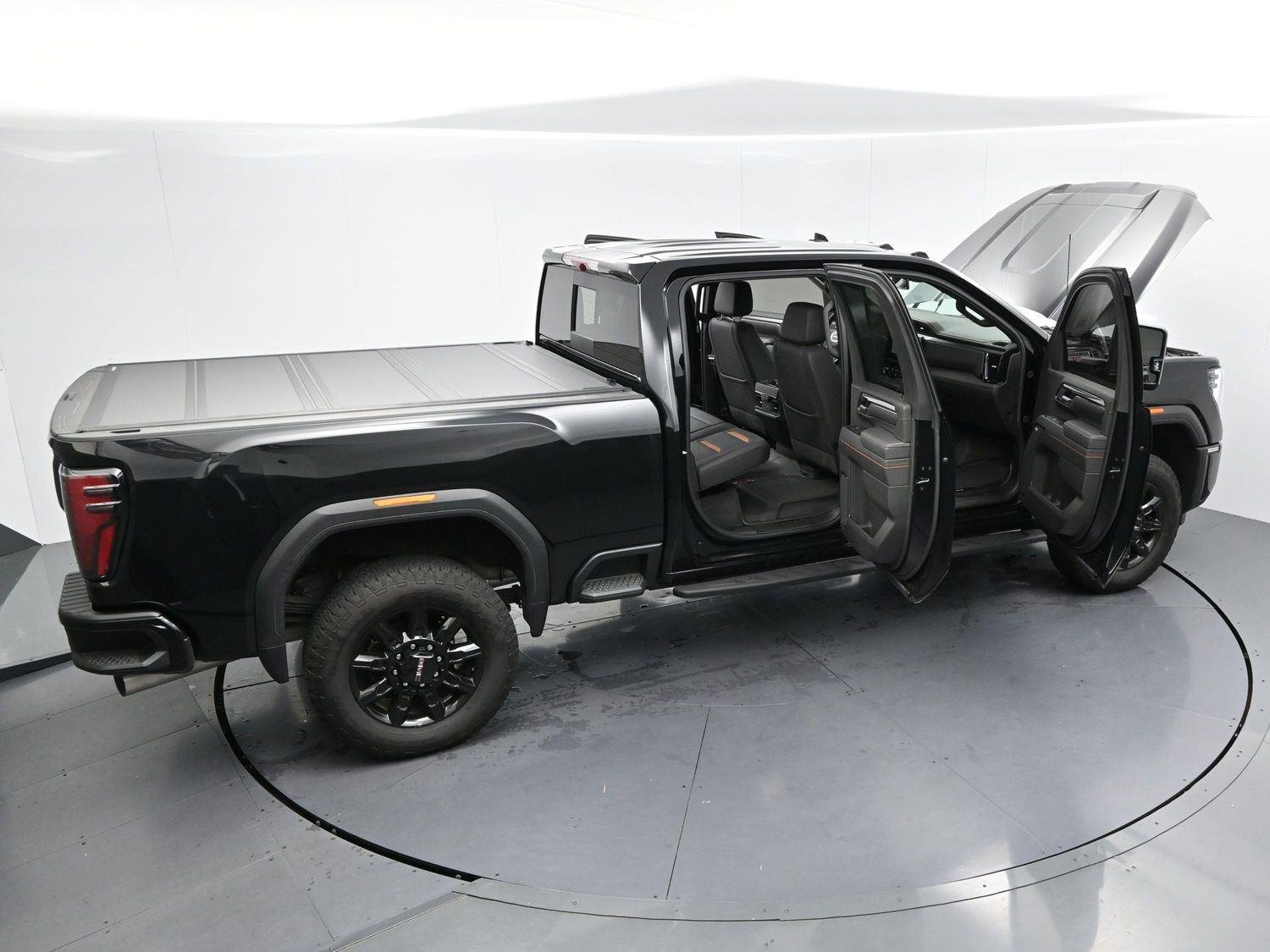 Used 2025 Onyx Black GMC AT4 image 43