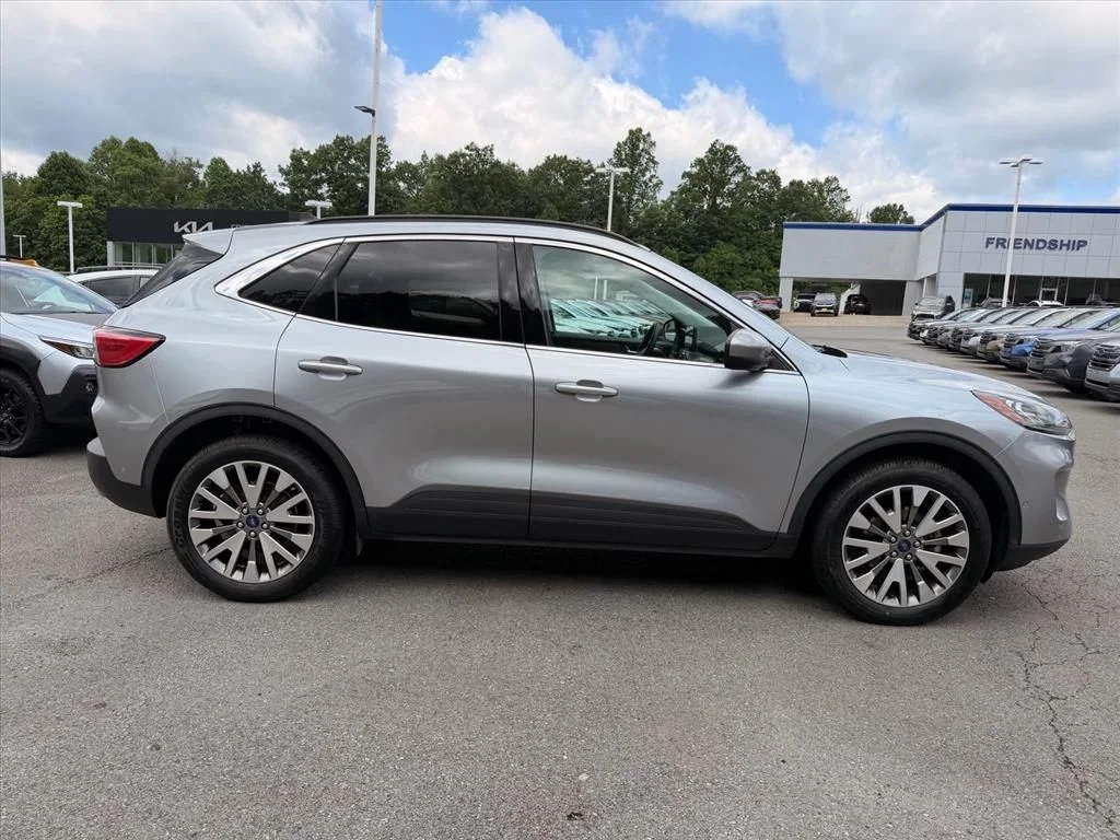 Used 2021 Silver Ford Titanium image 14