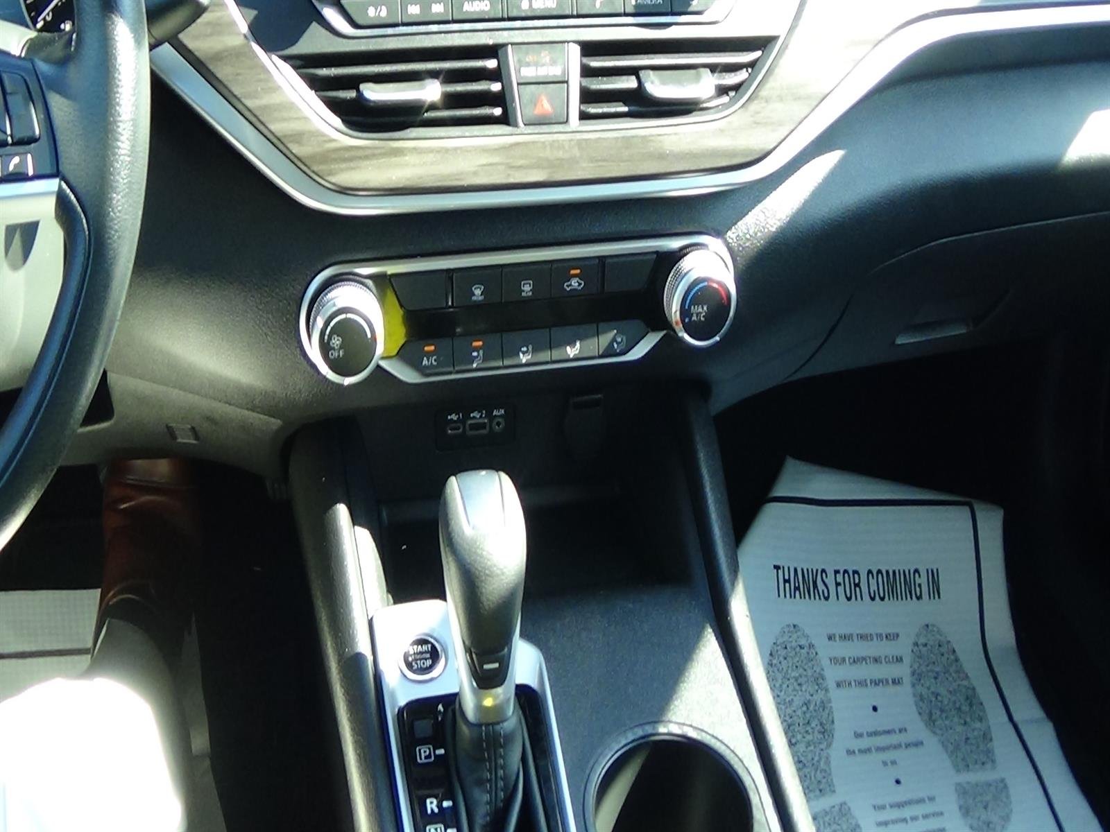 Used 2025 Gun Metallic Kad Nissan 2.5 SV image 24