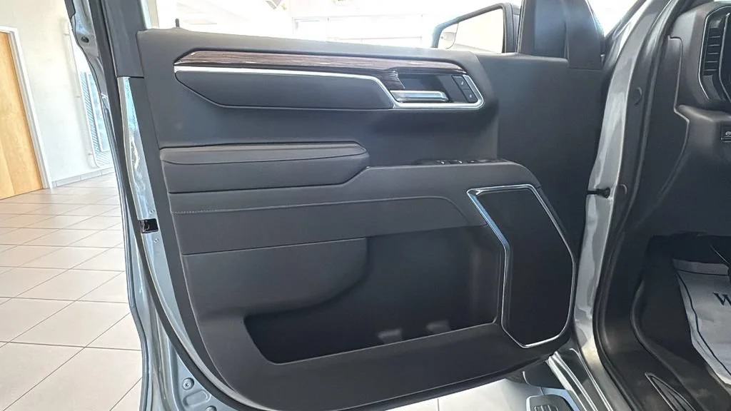 New 2026 Sterling Gray Metallic Chevrolet RST image 19