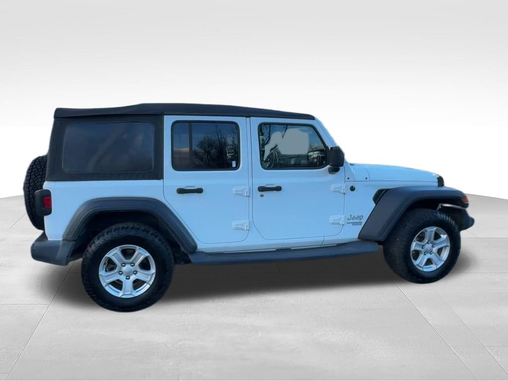 Used 2019 White Jeep Unlimited Sport S image 9