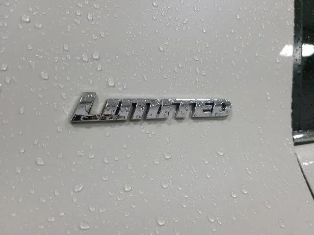 Used 2016 Blizzard Pearl Toyota Limited image 14