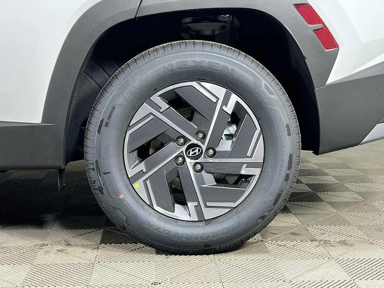 2026 Hyundai Tucson Hybrid — photo 20