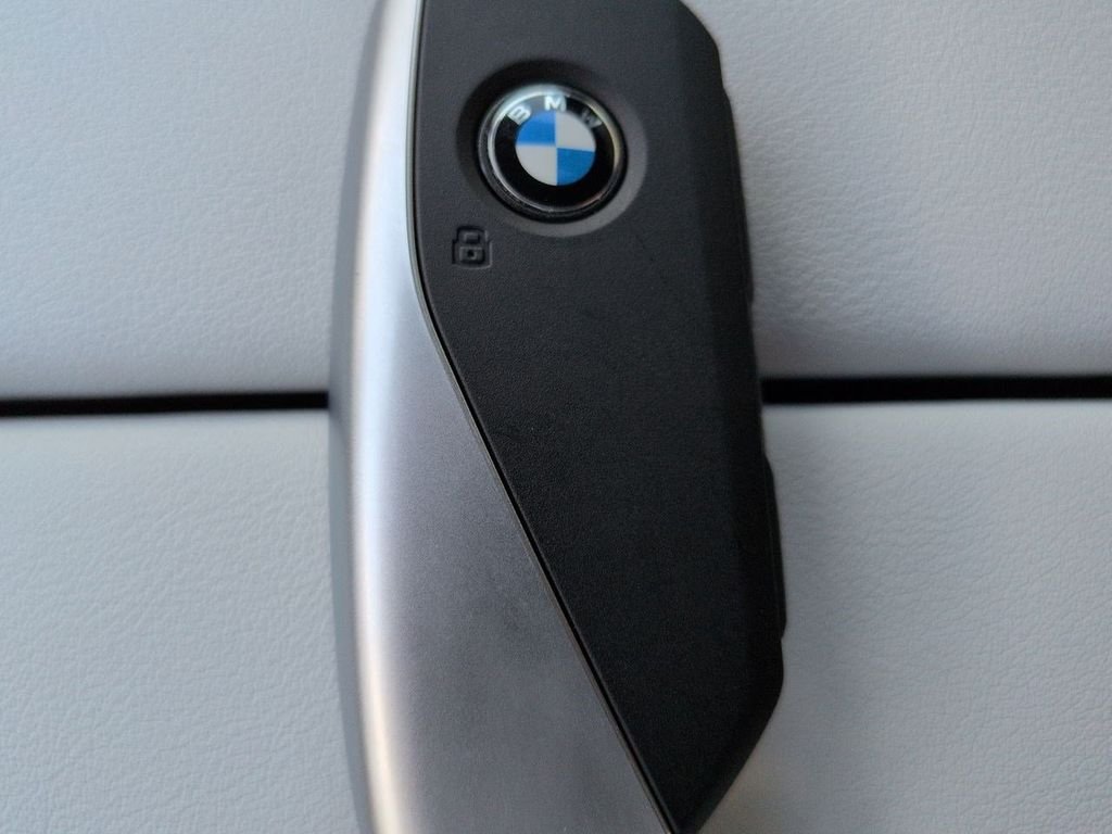 New 2026 Gray Metallic BMW xDrive50e image 30
