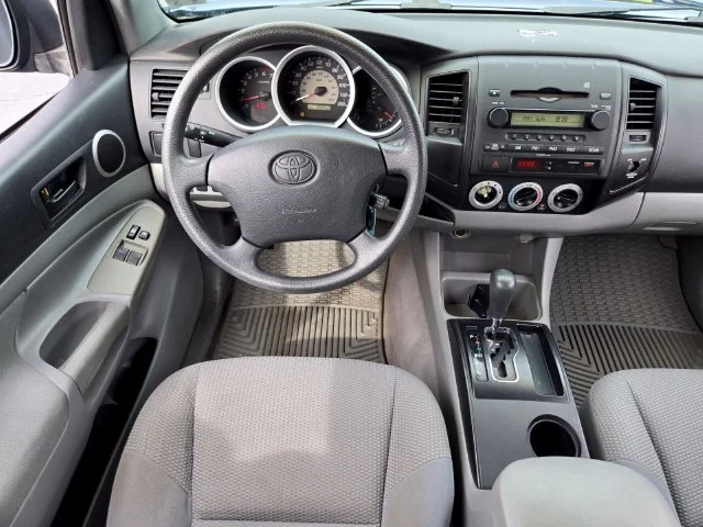 Used 2007 Blue Toyota  image 14