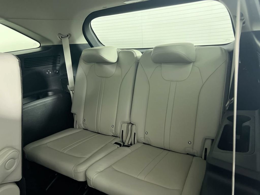 2026 Kia Sorento EX - Photo 27