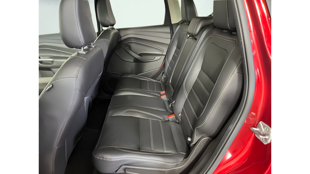 Used 2018 Ruby Red Metallic Ford SEL image 12