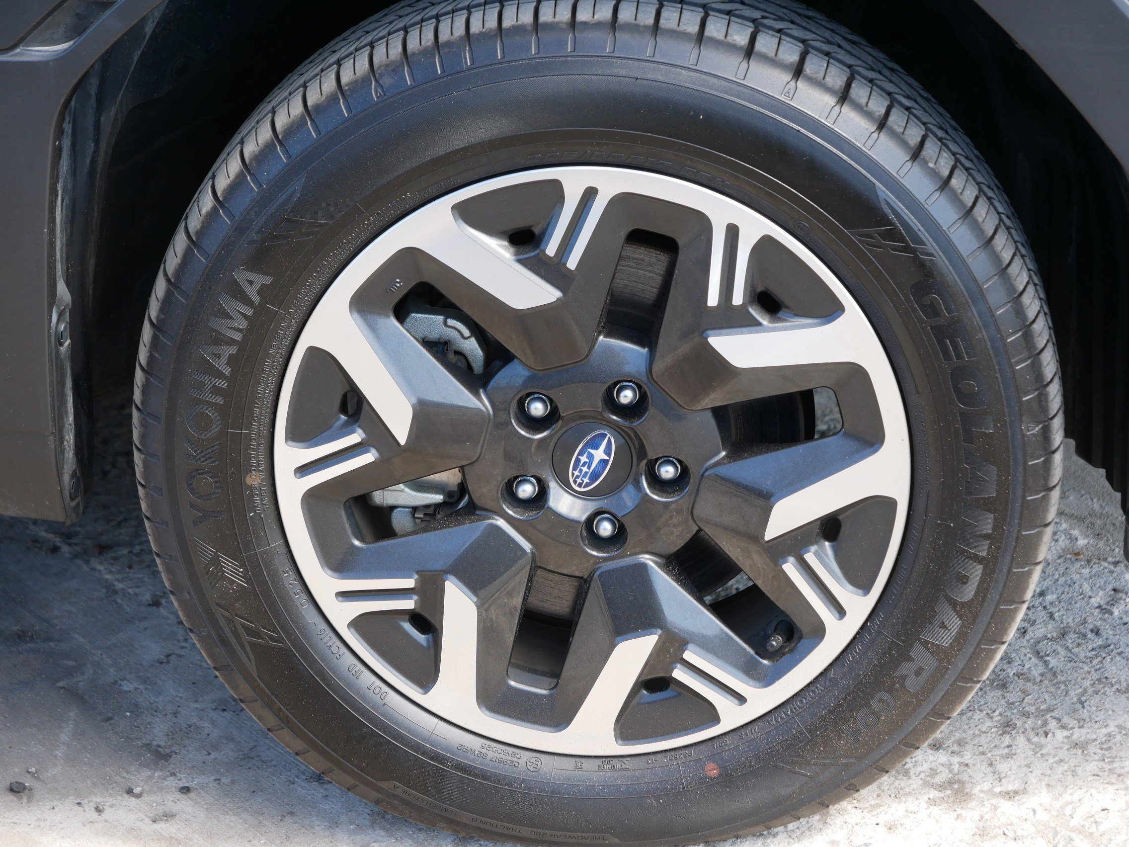Used 2025 Crystal Black Silica Subaru Premium image 15