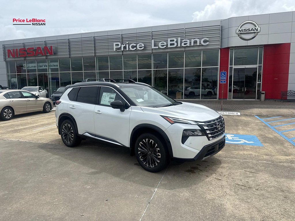 2026 Nissan Rogue Platinum AWD's photo