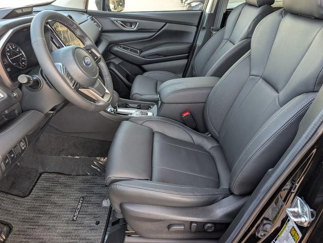 New 2026 CRYSTAL BLACK SILICA Subaru Limited 8-Passenger image 6