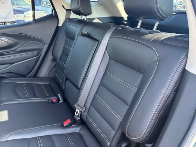 Used 2022 Ebony Twilight Metallic GMC Denali image 18