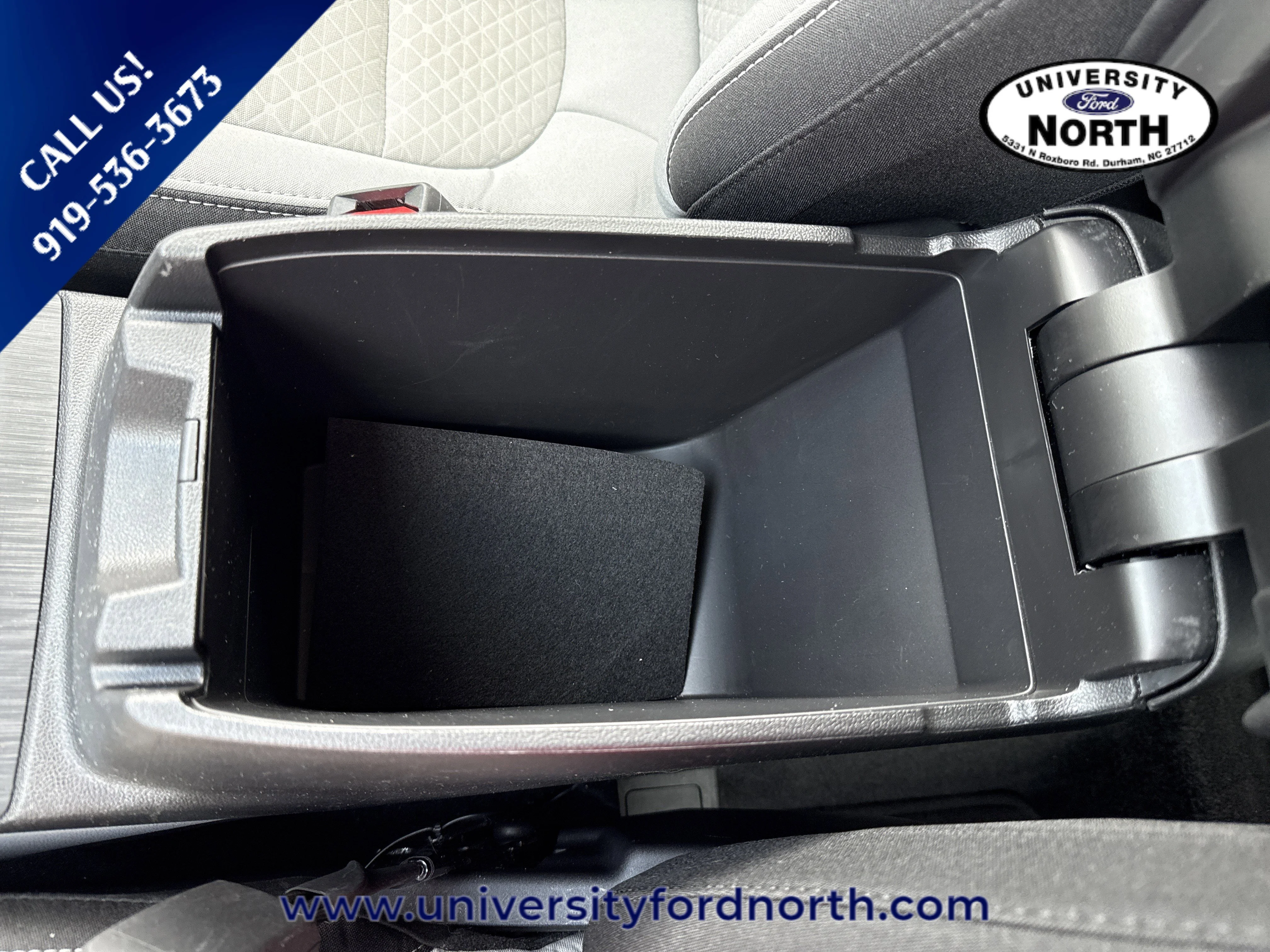 Used 2025 Oxford White Ford Active image 27