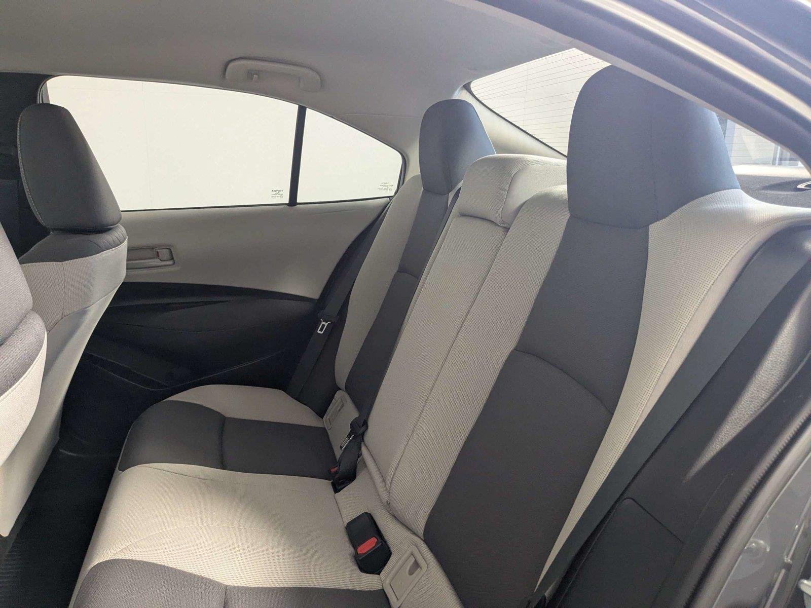 Used 2025 Underground Toyota LE image 33