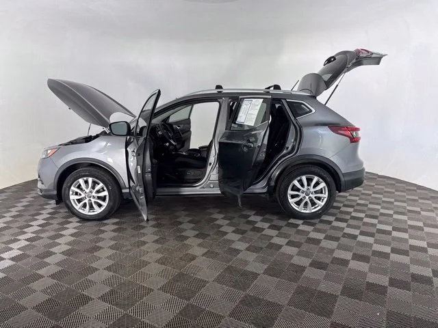 Used 2020 Gray Nissan SV image 11